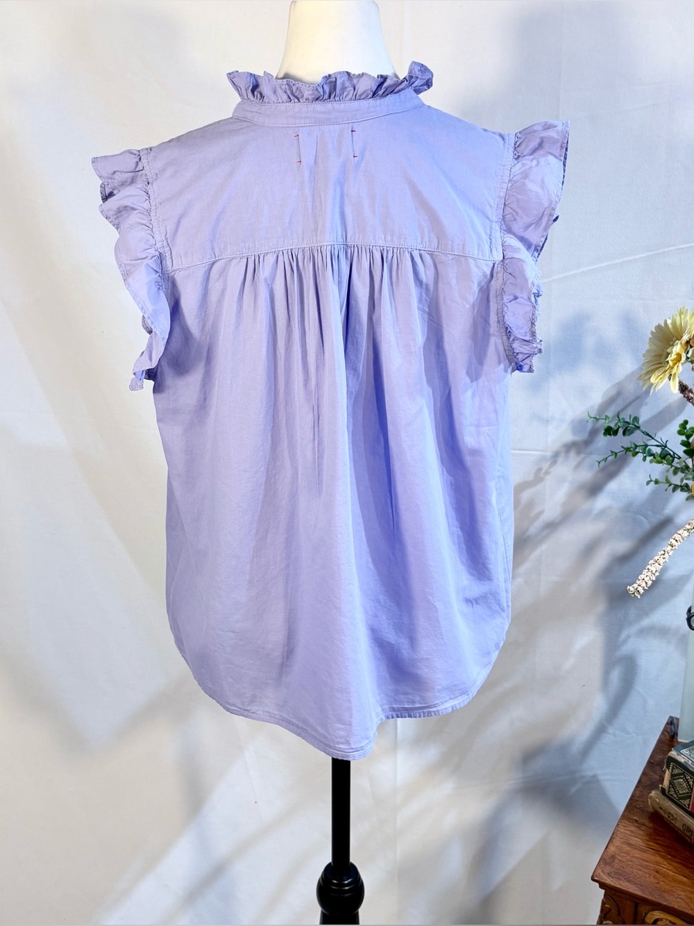 💥Xirena Bexie Top Lilac Petal Cotton Ruffle Sleeveless Blouse Sz L 🧡 - Picture 4 of 9